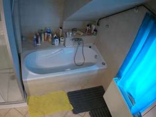 Julmodels Bathroom 2nd Floor-1